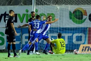 Εθνικός-Ανόρθωση (2-2): Φλέρταρε… με μεγάλη ανατροπή η "Κυρία" (φώτος)