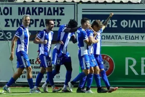 Εθνικός-Ανόρθωση (2-2): Φλέρταρε… με μεγάλη ανατροπή η "Κυρία" (φώτος)