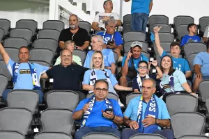 (Φώτος) O κόσμος στο ΑΠΟΕΛ-Πάφος FC