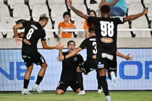 ΑΠΟΕΛ-Εθνικός Άχνας: ΜΠΑΜ… με τριάρα!