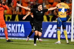 ΑΠΟΕΛ-Εθνικός Άχνας: ΜΠΑΜ… με τριάρα!