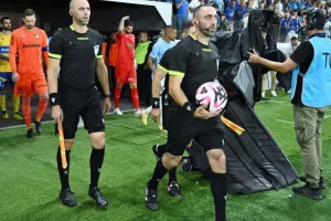 ΑΠΟΕΛ-Πάφος: Πρώτη νίκη στο "Αλφαμέγα" και... κούπα! (φώτος)
