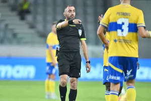 Διπλή παρέμβαση…  