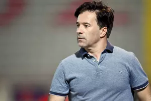Καρμιώτισσα-ΑΠΟΕΛ:  Ο Ελ Αραμπί "πυροβόλησε" δις σε 5 λεπτά!