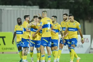 Δεν έτυχε και πέτυχε 