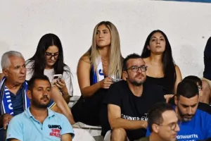 Ομόνοια Αρ. - Καρμιώτισσα: Το μοίρασαν στο ΠΑΠ (Φωτορεπορτάζ)