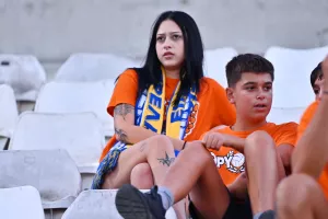 (Φώτος) Ο κόσμος στο ΑΠΟΕΛ-Εθνικός