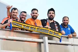 (Φώτος) O κόσμος στο ΕΝΠ-ΑΠΟΕΛ