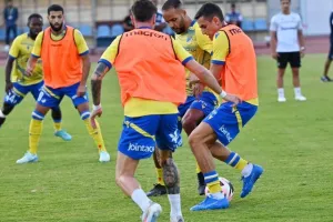 ΕΝΠ-ΑΠΟΕΛ: Γαλαζοκίτρινος… αέρας στο Παραλίμνι! (Φώτος)