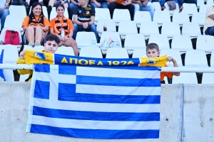 (Φώτος) Εικόνες από τις κερκίδες του ΓΣΠ