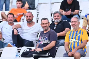 (Φώτος) Εικόνες από τις κερκίδες του ΓΣΠ