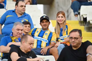 (Φώτος) Εικόνες από τις κερκίδες του ΓΣΠ