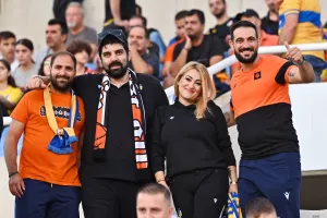 (Φώτος) Εικόνες από τις κερκίδες του ΓΣΠ