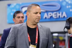 Η... ανατροπή με Ραν Μπεν Σιμόν