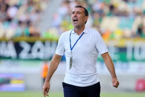 Καρσέδο... LOADING