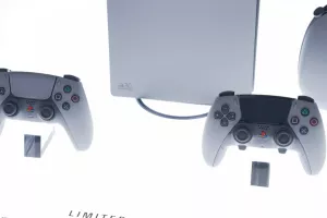 Πάρτε μια καλύτερη γεύση από τα επετειακά PlayStation 5 και PlayStation 5 Pro!