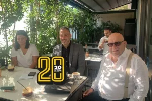 Κούμας, Χουντουλίδης, Καφά 