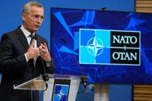 Στόλτενμπεργκ: Θα μπορούσαμε να δώσουμε όπλα στην Ουκρανία πριν από το 2022 για να αποτρέψουμε τη ρωσική εισβολή