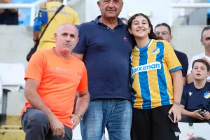 (Φώτος) Εικόνες από τις κερκίδες του ΓΣΠ