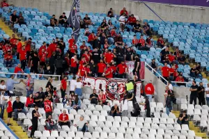 (Φώτος) Εικόνες από τις κερκίδες του ΓΣΠ