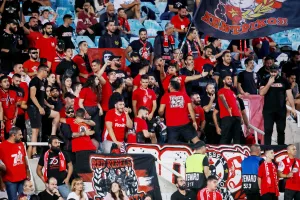 (Φώτος) Εικόνες από τις κερκίδες του ΓΣΠ