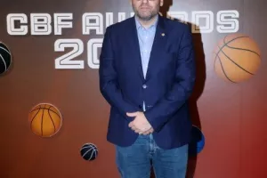 (ΦΩΤΟΣ) Η βραδιά του μπάσκετ 