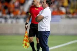 ΑΠΟΕΛ-Εθνικός Άχνας: ΜΠΑΜ… με τριάρα!
