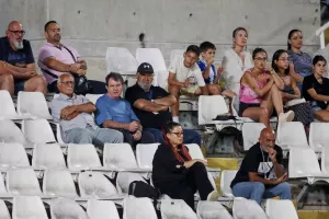 (Φώτος) Ο κόσμος στο ΑΠΟΕΛ-Εθνικός