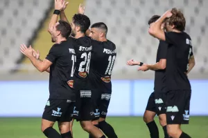 ΑΠΟΕΛ-Εθνικός Άχνας: ΜΠΑΜ… με τριάρα!