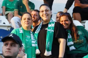 (Φώτος) Ο κόσμος στο Ανόρθωση-Ομόνοια