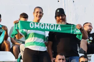 (Φώτος) Ο κόσμος στο Ανόρθωση-Ομόνοια