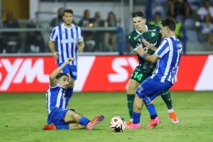 Ανόρθωση-Ομόνοια: ''Γαλανόλευκο" το ντέρμπι με Ράφα Λόπες (φώτος)