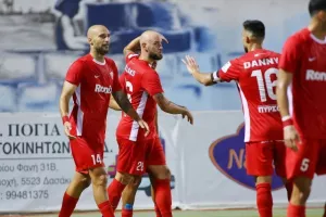 Εθνικός- Νέα Σαλαμίνα: Τρελό ματς με 20λεπτη διακοπή και… ερυθρόλευκο διπλό (φώτος)
