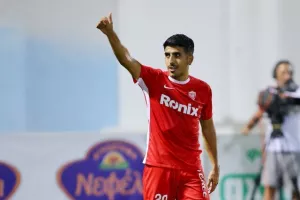 Εθνικός- Νέα Σαλαμίνα: Τρελό ματς με 20λεπτη διακοπή και… ερυθρόλευκο διπλό (φώτος)