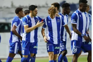 Εθνικός- Νέα Σαλαμίνα: Τρελό ματς με 20λεπτη διακοπή και… ερυθρόλευκο διπλό (φώτος)