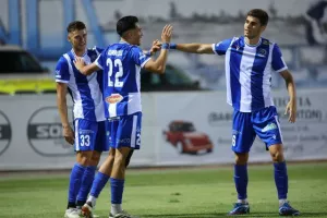 Εθνικός- Νέα Σαλαμίνα: Τρελό ματς με 20λεπτη διακοπή και… ερυθρόλευκο διπλό (φώτος)