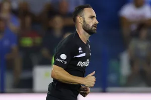 "Σας διαβεβαιώ ότι θα επιστρέψουμε"