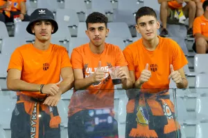(Φώτος) O κόσμος στο ΑΠΟΕΛ-Πάφος FC