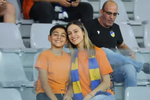 (Φώτος) O κόσμος στο ΑΠΟΕΛ-Πάφος FC