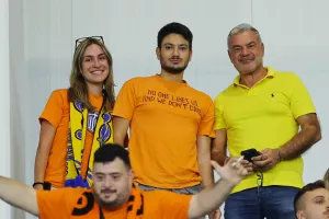 (Φώτος) O κόσμος στο ΑΠΟΕΛ-Πάφος FC