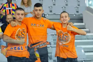 (Φώτος) O κόσμος στο ΑΠΟΕΛ-Πάφος FC
