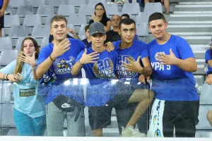 (Φώτος) O κόσμος στο ΑΠΟΕΛ-Πάφος FC