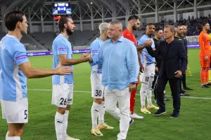 (Βίντεο/Φώτος kerkida) Είσοδος με Πετρίδη-Ντουμπόφ και Εθνικό Ύμνο 