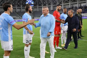 (Βίντεο/Φώτος kerkida) Είσοδος με Πετρίδη-Ντουμπόφ και Εθνικό Ύμνο 