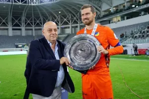 ΑΠΟΕΛ-Πάφος: Πρώτη νίκη στο "Αλφαμέγα" και... κούπα! (φώτος)