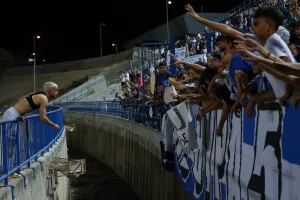 (ΒΙΝΤΕΟ Kerkida/φώτος) ΕΤΣΙ... ομάδα και κόσμος μετά την τριάρα!