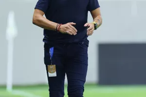 Άρης-Απόλλων: "Λευκή" ισοπαλία και από ένα βαθμό 