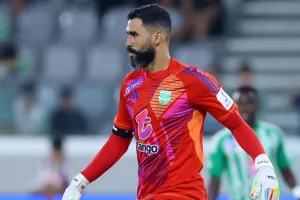(S.M) Άναψε κόκκινο... o Vaná Alves!