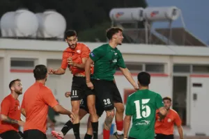 Κλικς από το φιλικό