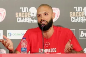 "Ήθελα κι άλλες μεγάλες στιγμές και ο Ολυμπιακός μου έδωσε την ευκαιρία"